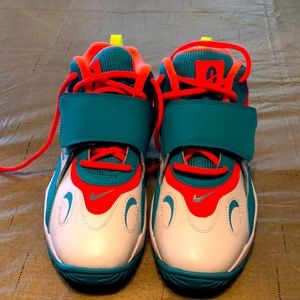 Nike size 2.5 blue/ orange